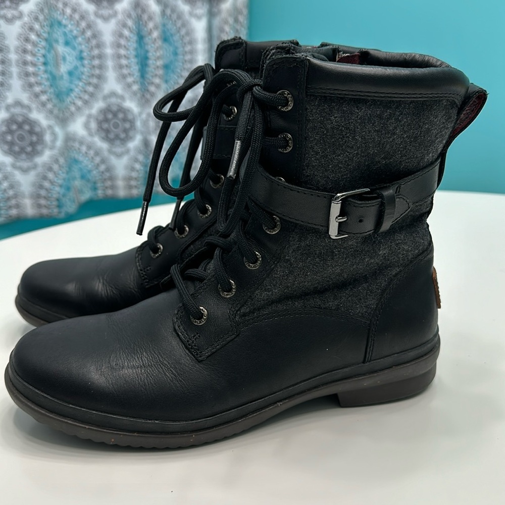UGG Kesey Waterproof Leather Boot Black size 7, worn a few times
